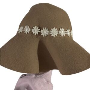 Brown Wide-Brim Hat with White Floral Band